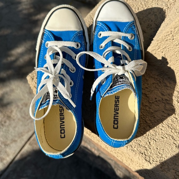 Converse All Stars purchased in 2017 worn twice mens 4 women’s 6 - Picture 4 of 9